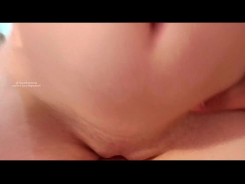 ❤️ E moe ana i roto i te rūma o taku tuahine ka oho ake ahau Porno i mi.creditme.top